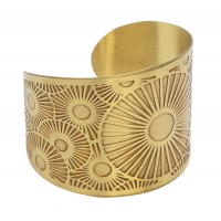 bracelet-doré-manchette-gravure-artisanal-artisans-du-monde